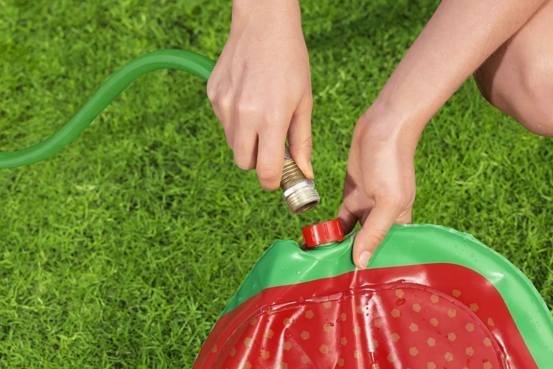 Bestway H2Ogo! Lil' Barnyard Babies Toddler Multicolor Sprinkler Splash Pad 65 In. X 44 In. Cheap